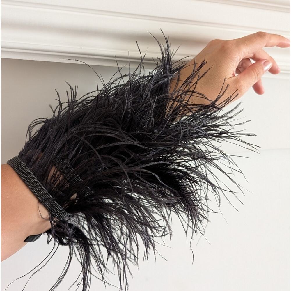 Brunello Cucinelli Gray Feather/Leather/Gunmetal Cuff Bracelet - Picture 5 of 7